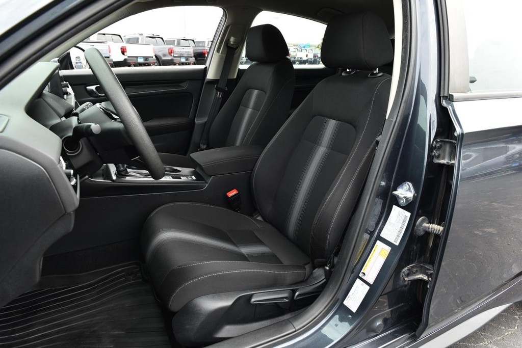Honda Civic Hatchback Vehicle Full-screen Gallery Image 19