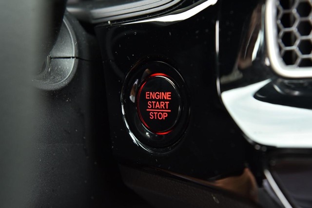 Honda Civic Hatchback Vehicle Image 17