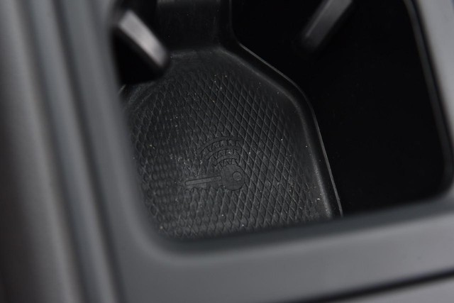 Volkswagen Tiguan Vehicle Image 15