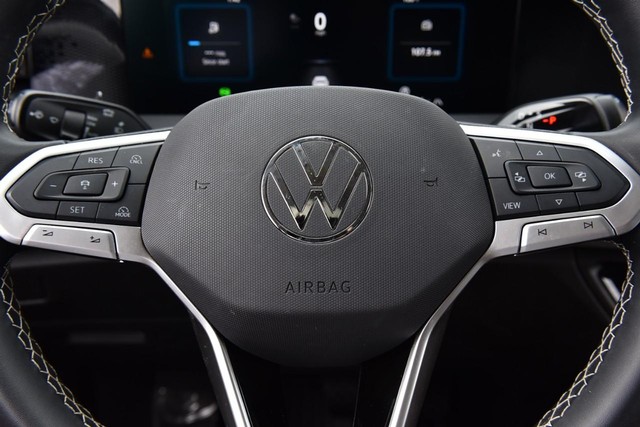 Volkswagen Tiguan Vehicle Image 17