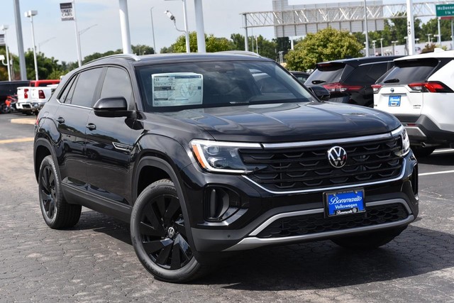 Volkswagen Atlas Cross Sport Vehicle Image 02