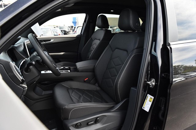 Volkswagen Atlas Cross Sport Vehicle Image 19