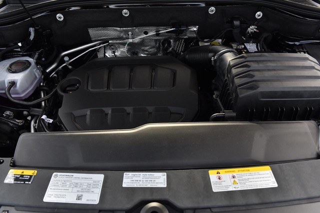 Volkswagen Atlas Cross Sport Vehicle Image 27
