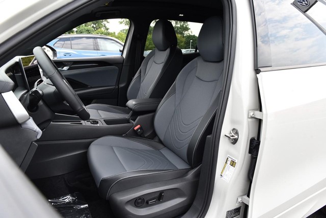 Volkswagen Tiguan Vehicle Image 19