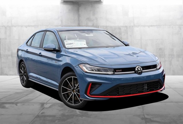 Volkswagen Jetta GLI Vehicle Image 02