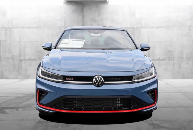Volkswagen Jetta GLI Vehicle Image 04
