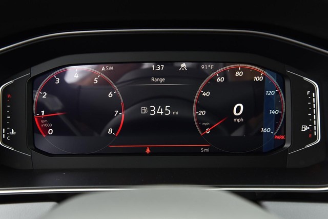 Volkswagen Jetta GLI Vehicle Image 12