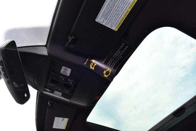 Volkswagen Jetta GLI Vehicle Image 23
