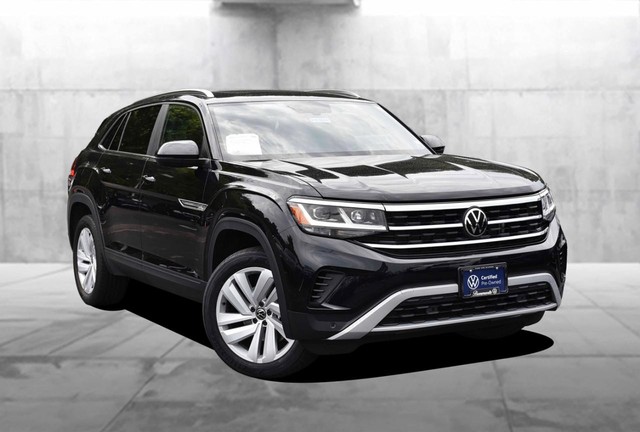 Volkswagen Atlas Cross Sport Vehicle Image 02