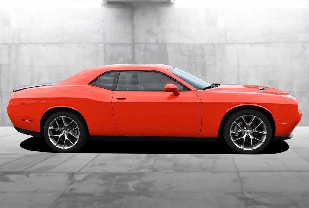 Dodge Challenger Vehicle Full-screen Gallery Image 5