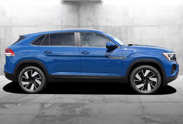 Volkswagen Atlas Cross Sport Vehicle Image 05