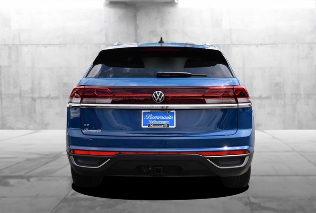 Volkswagen Atlas Cross Sport Vehicle Image 06