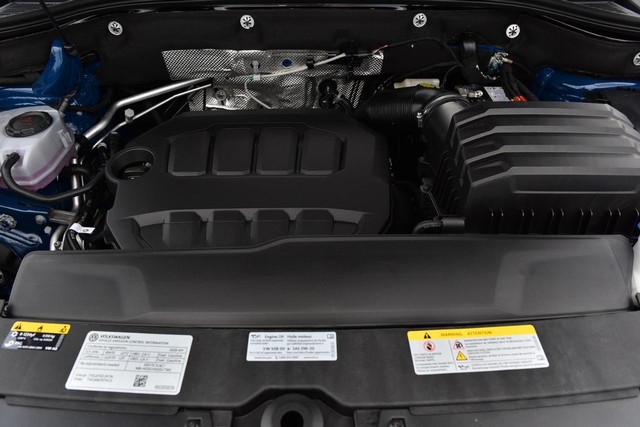Volkswagen Atlas Cross Sport Vehicle Image 26