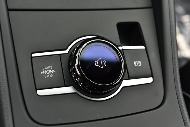 Volkswagen Tiguan Vehicle Image 17