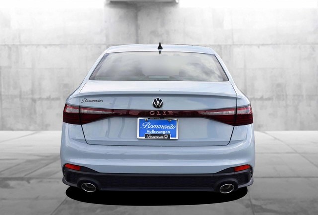 Volkswagen Jetta GLI Vehicle Image 06
