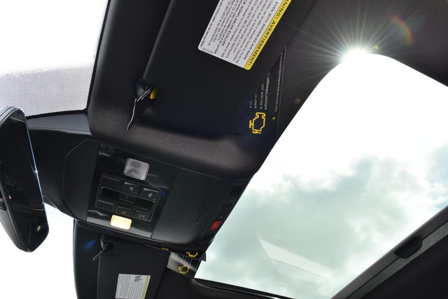 Volkswagen Jetta GLI Vehicle Image 22