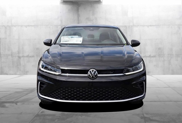 Volkswagen Jetta Vehicle Image 04