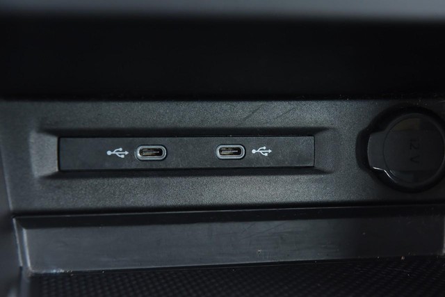 Volkswagen Taos Vehicle Image 15