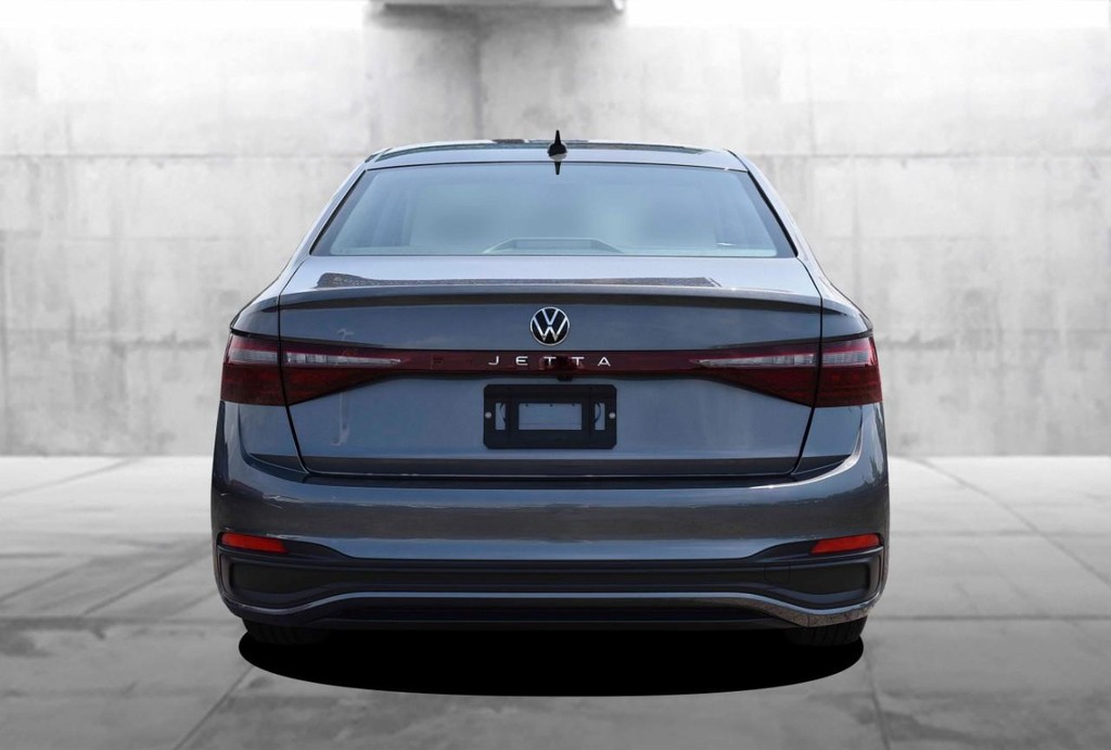 Volkswagen Jetta Vehicle Full-screen Gallery Image 6