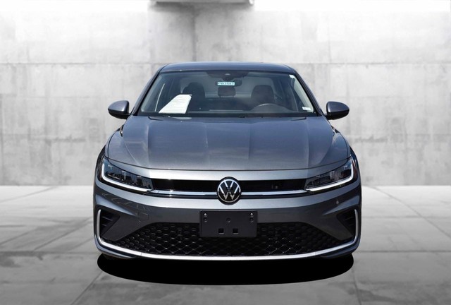 Volkswagen Jetta Vehicle Image 04