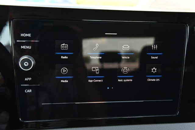 Volkswagen Jetta Vehicle Image 14