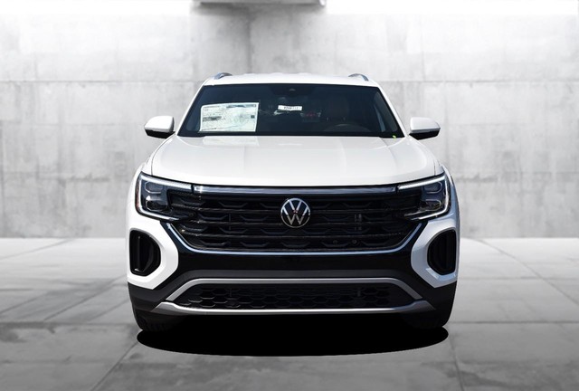 Volkswagen Atlas Cross Sport Vehicle Image 04