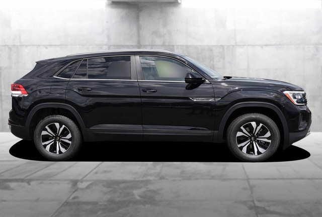 Volkswagen Atlas Cross Sport Vehicle Image 05