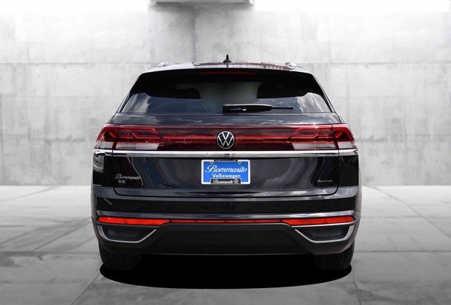 Volkswagen Atlas Cross Sport Vehicle Image 06