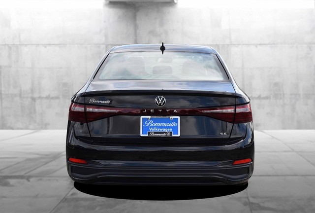 Volkswagen Jetta Vehicle Image 06