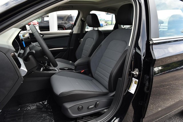 Volkswagen Jetta Vehicle Image 20