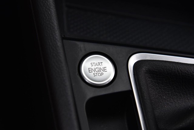 Volkswagen Jetta Vehicle Image 17