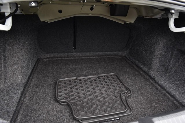 Volkswagen Jetta Vehicle Image 24