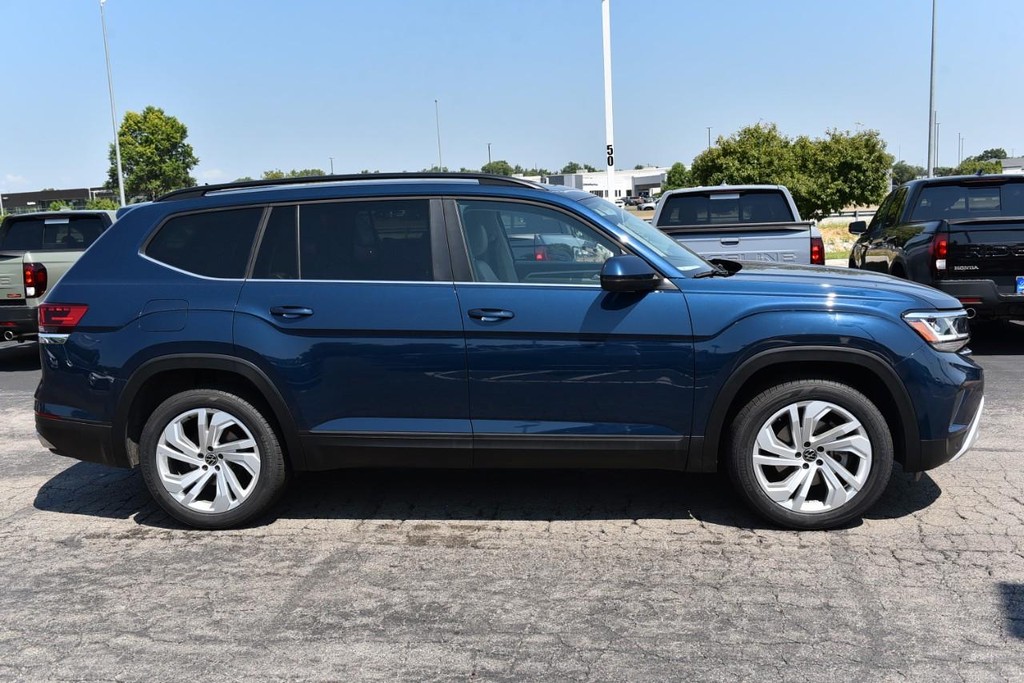 Volkswagen Atlas Vehicle Full-screen Gallery Image 5