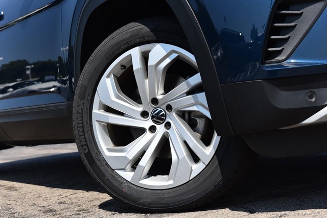 Volkswagen Atlas Vehicle Image 03