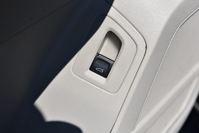 Volkswagen Atlas Vehicle Image 09