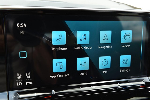 Volkswagen Atlas Cross Sport Vehicle Image 14