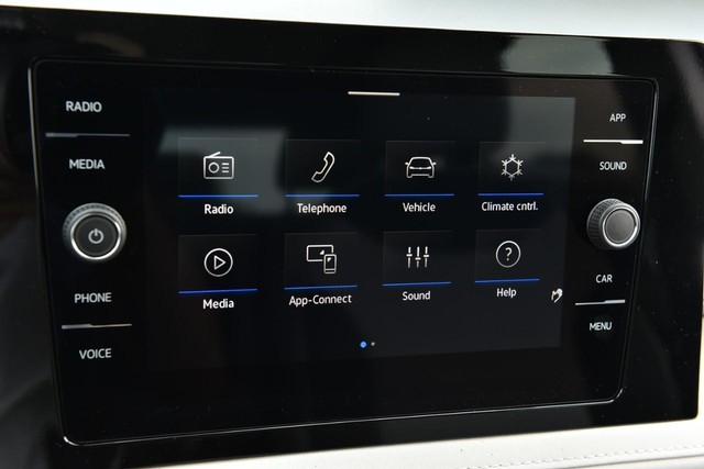 Volkswagen Taos Vehicle Image 13