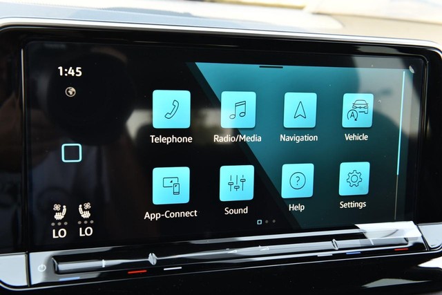 Volkswagen Atlas Cross Sport Vehicle Image 13