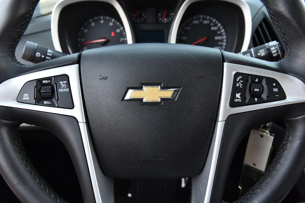 Chevrolet Equinox Vehicle Full-screen Gallery Image 15