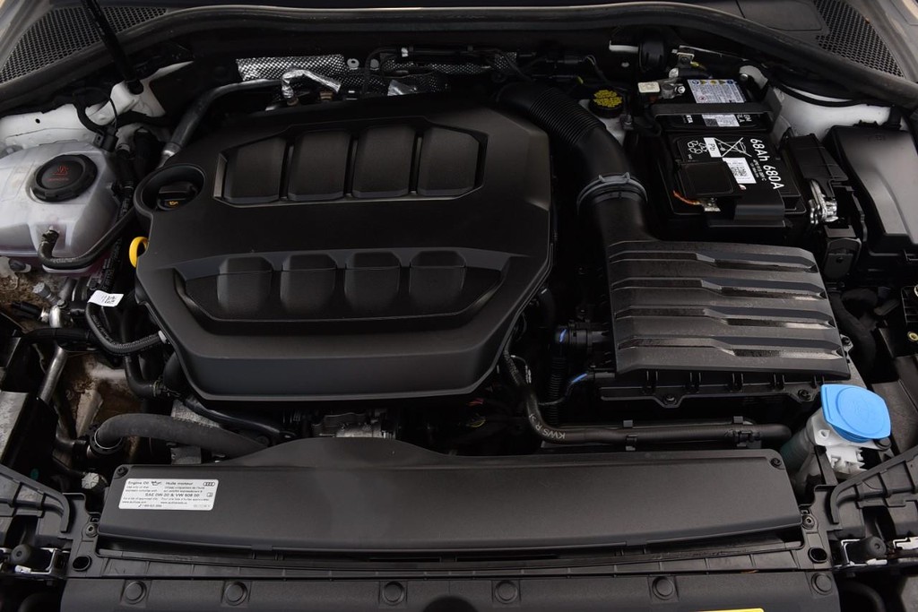 Audi A3 Vehicle Full-screen Gallery Image 28