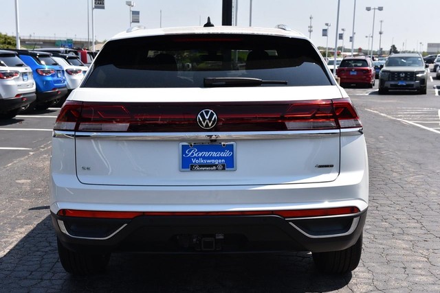 Volkswagen Atlas Cross Sport Vehicle Image 06