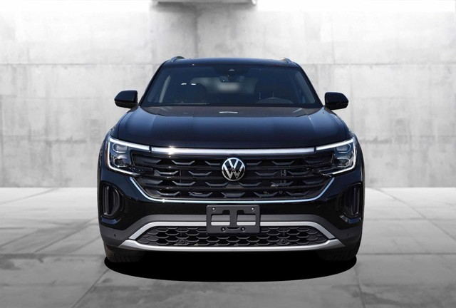 Volkswagen Atlas Cross Sport Vehicle Image 04