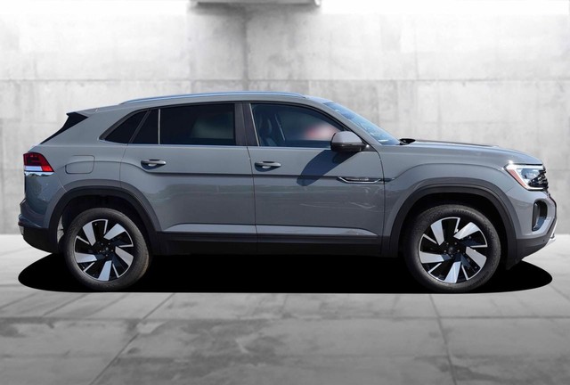 Volkswagen Atlas Cross Sport Vehicle Image 05