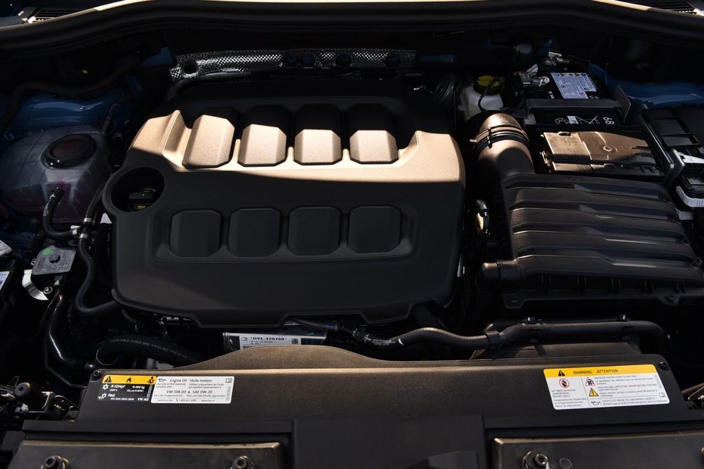 Volkswagen Tiguan Vehicle Full-screen Gallery Image 26