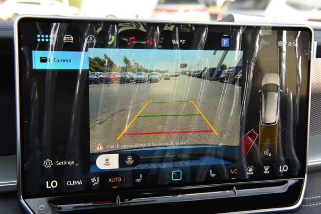 Volkswagen Tiguan Vehicle Image 12