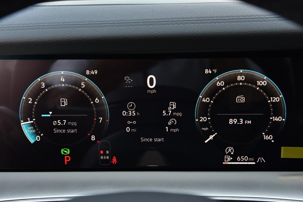 Volkswagen Tiguan Vehicle Full-screen Gallery Image 12