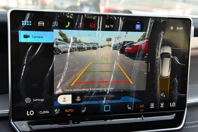 Volkswagen Tiguan Vehicle Image 13