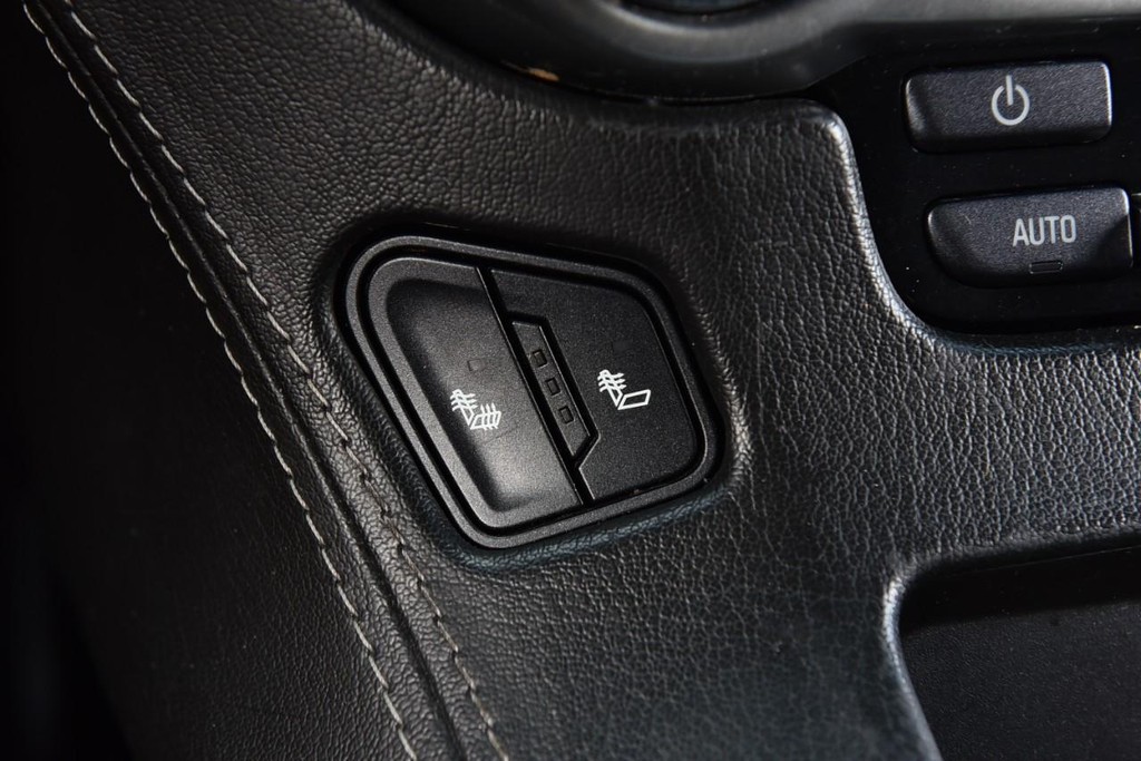 Chevrolet Tahoe Vehicle Full-screen Gallery Image 17