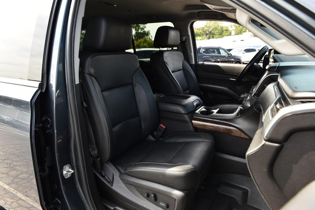 Chevrolet Tahoe Vehicle Full-screen Gallery Image 21