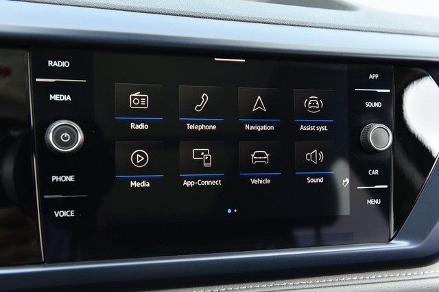 Volkswagen Taos Vehicle Image 14